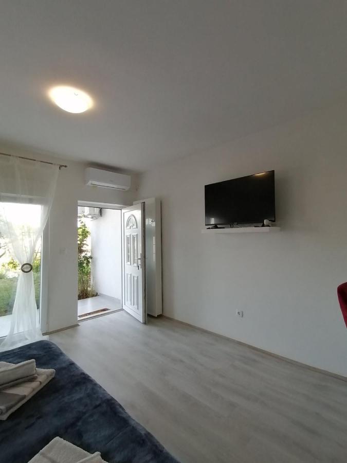 Leona Apartment Vidikovac, PUY 외부 사진