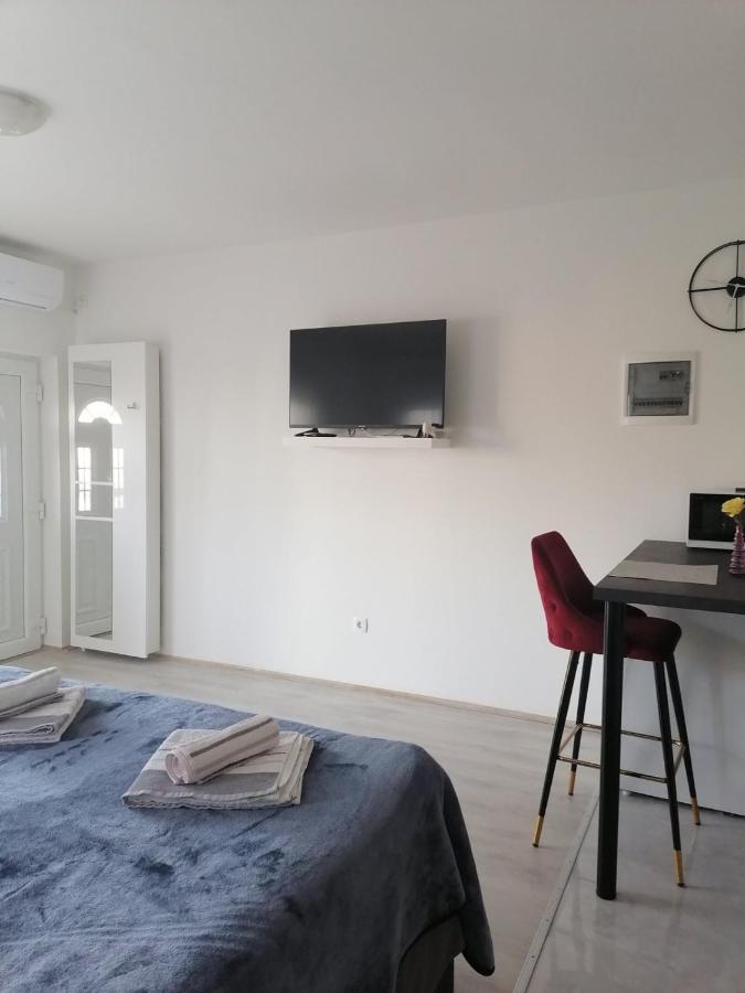 Leona Apartment Vidikovac, PUY 외부 사진