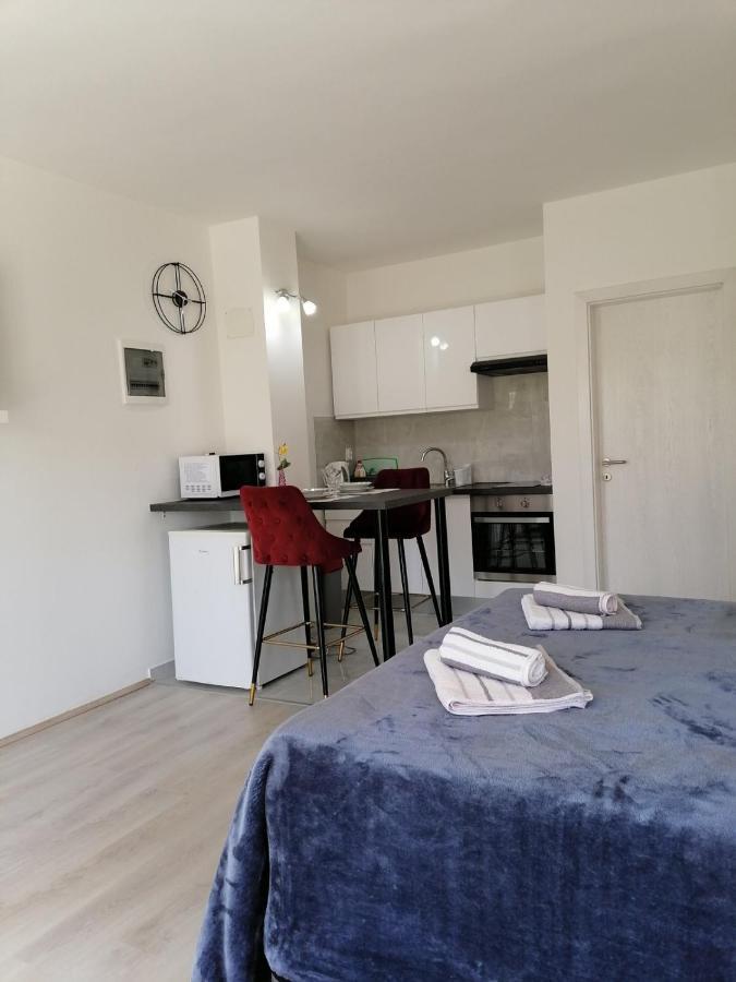 Leona Apartment Vidikovac, PUY 외부 사진